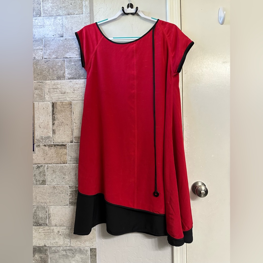 VTG Geoffrey Beene Neiman Marcus Red/Black Asymmetric Overlay Shift Dress CL1